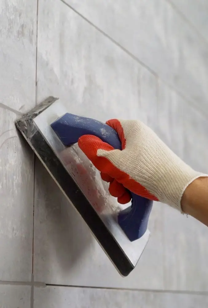 Betriebshaftpflichtversicherung für Fliesenlegerbetriebe