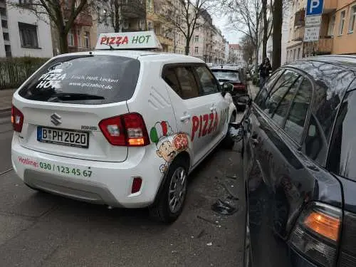 Die Betriebshaftpflicht für Pizzeria deckt Sachschaden ab.